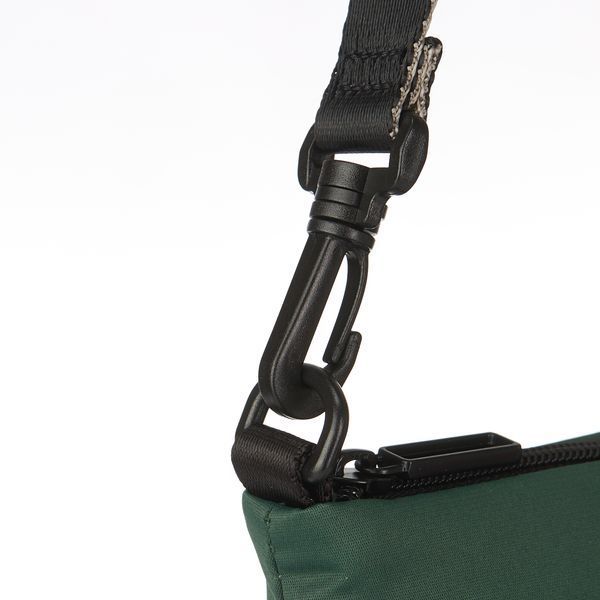Тонка сумочка Crossbody Hedgren Nova HNOV08/495